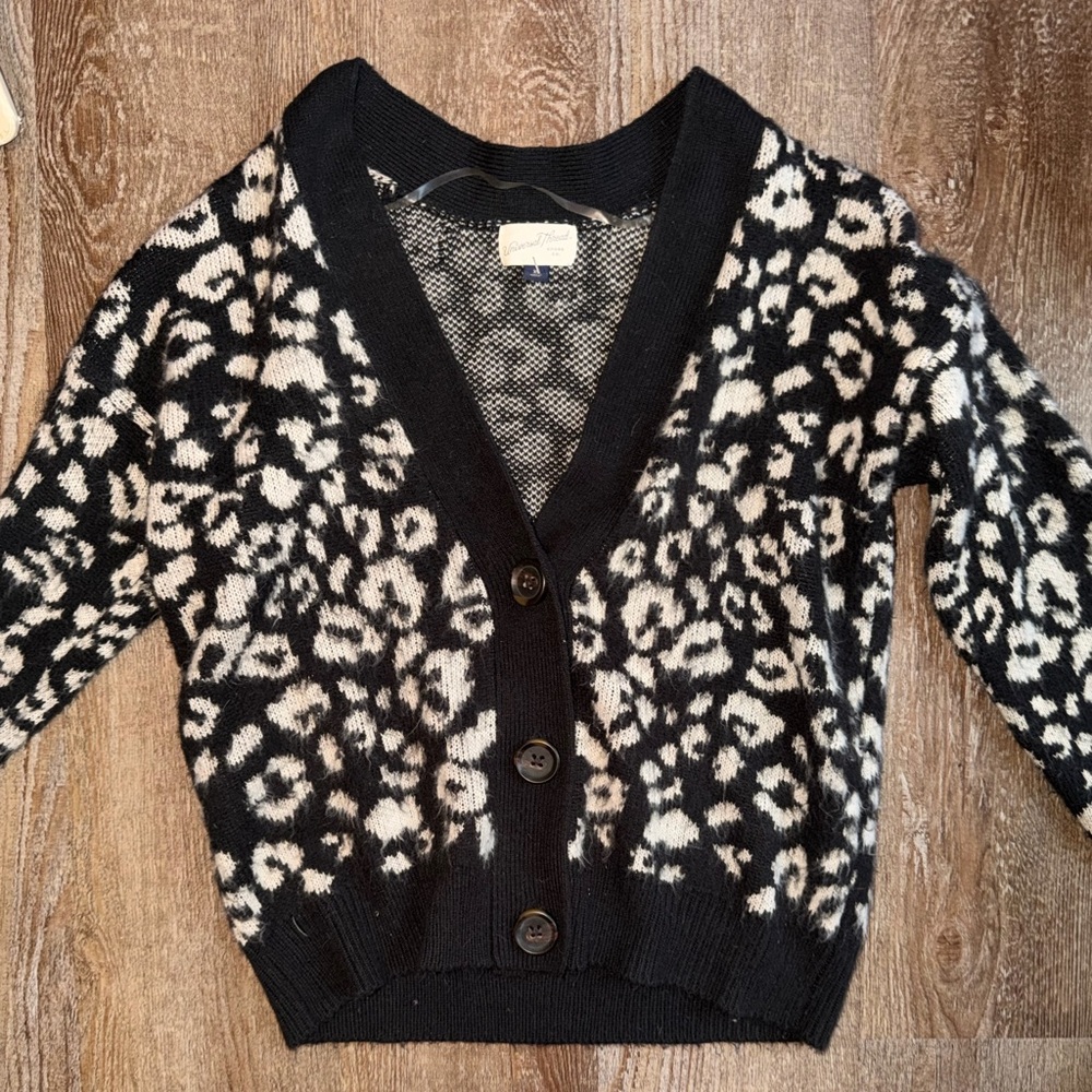 Black and White Leopard Cardigan